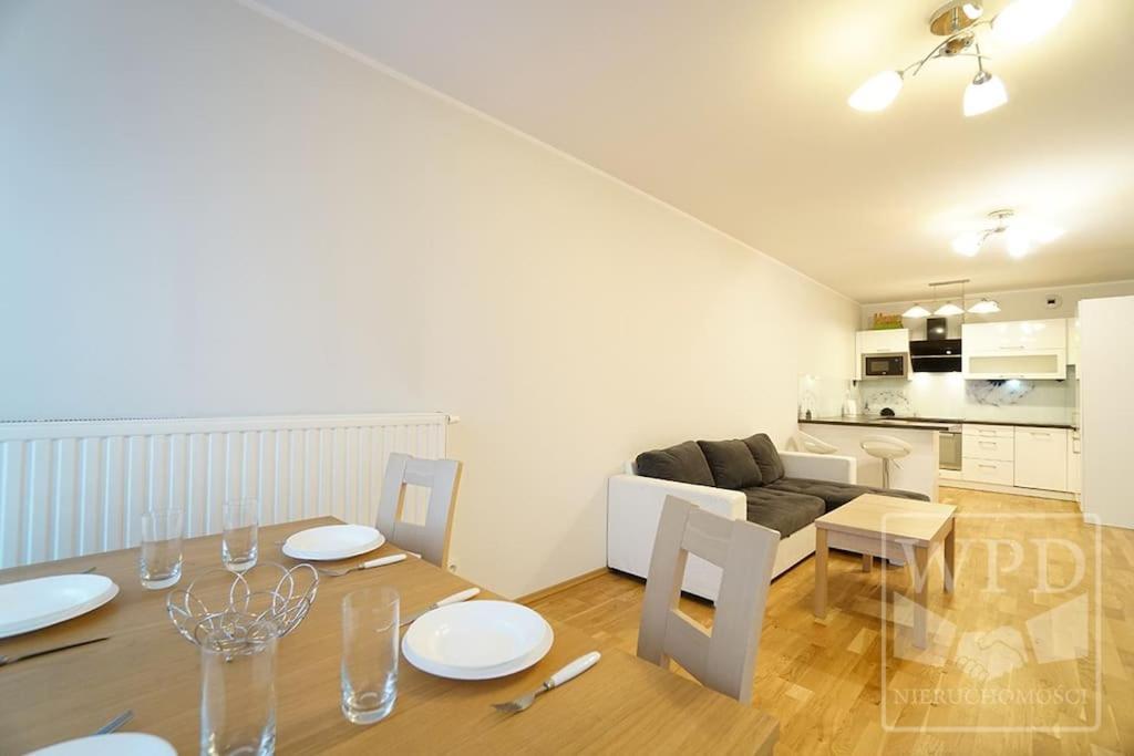 Modern Apartment-City Center-New Building-Garage Wroclaw Dış mekan fotoğraf